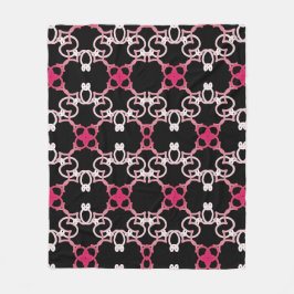 Manta Polar Patrón Geométrico En Rosa, Blanco Y Púrpura.