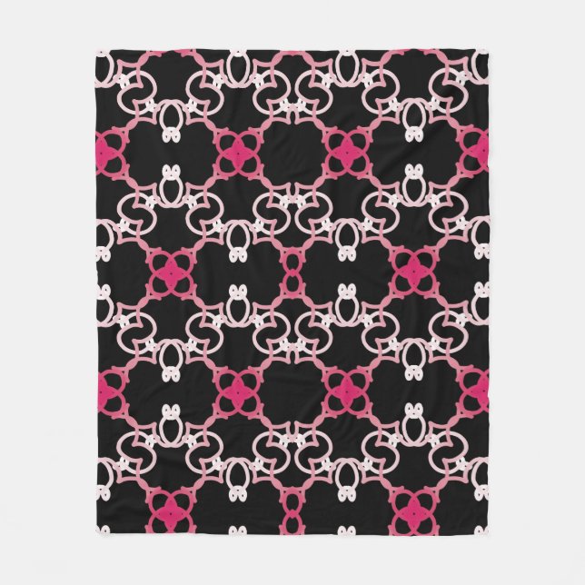 Manta Polar Patrón Geométrico En Rosa, Blanco Y Púrpura. (Anverso)