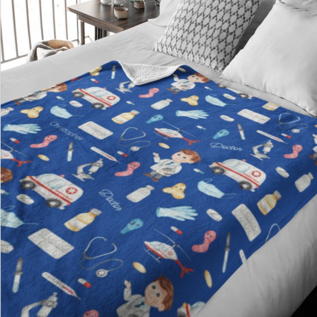 Manta Polar Patrón médico de niño pequeño con nombre, azul (Subido por el creador)