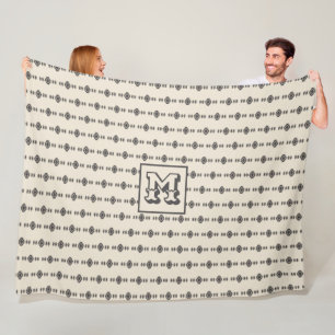 Manta Polar Patrón Minimalista de inspiración azteca   Inicial