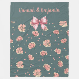 Manta Polar Patrón Peony Rosa y Bow