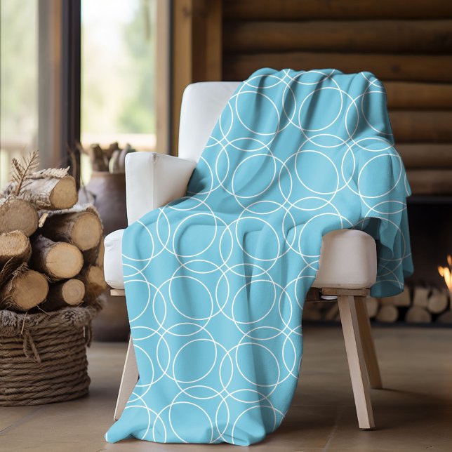 Manta Polar Patrón simple moderno (fleece blanket with circle pattern in light blue)