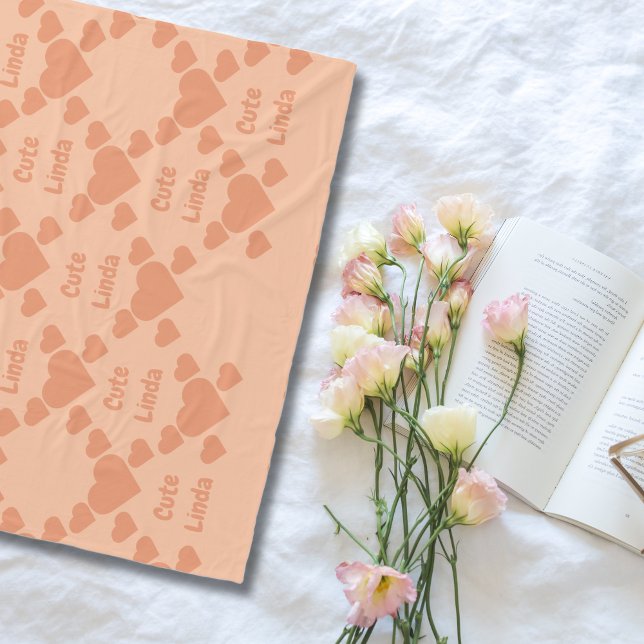 Manta Polar Peach Fuzz Cute bilingüe linda española (Bilingual Fleece Blanket. Customizable and personalized, Peach Fuzz Hearts. Multilingual Project)