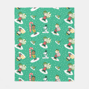 Manta Polar Peanuts Peppermint Dreams Snowflake Pattern