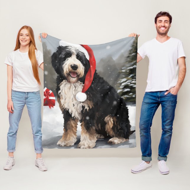 Manta Polar Perro Bernedoodle en Navidades de Nieve (In situ)