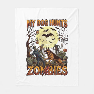 Manta Polar Perro Caza Zombies Halloween Pastor Alemán Luna_1