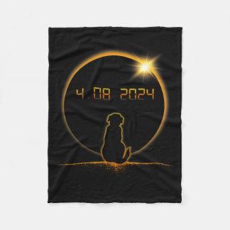 Manta Polar Perro Eclipse Solar Total