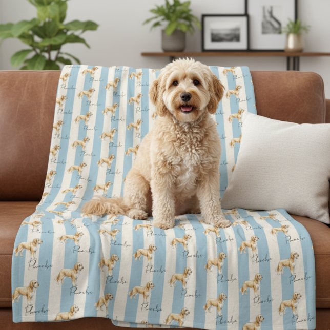 Manta Polar Personalizado Banda Azul Golden Doodle Mascota Nom (Get cozy with this "Custom Blue Stripe Golden Doodle Pet Name Fleece Blanket"!)