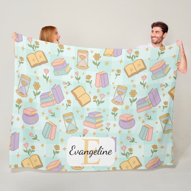 Manta Polar Personalized Bookish Magic Green Pastel Girly Name (In situ)