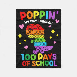 Manta Polar Poppin Mi Camino A Través De 100 Días De Dinosauri
