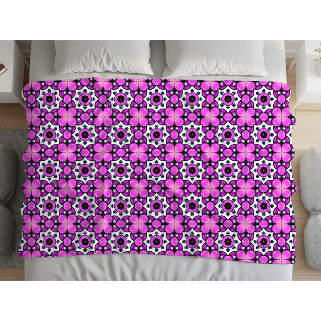 Manta Polar Purple and black geometric mandala pattern (Subido por el creador)