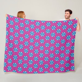 MANTA POLAR PURPLE CON NAVIDADES AZULES Y BLANCOS CON CÁNDICOS