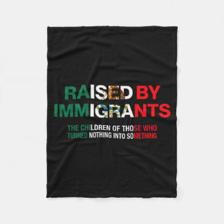 Manta Polar Raised By Immigrants - Mexican American Pride (on 
