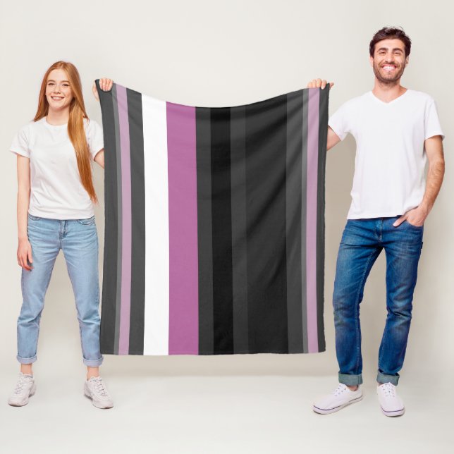 Manta Polar Rayas negras, grises y blancas (In situ)