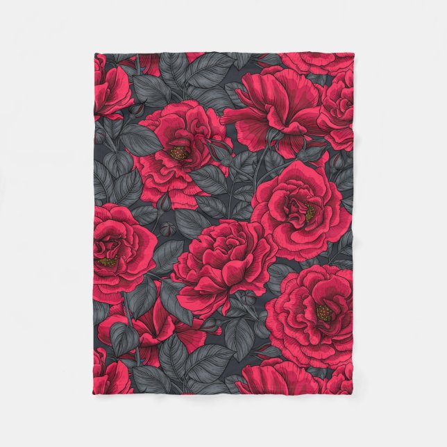 Manta Polar Red roses with gray leaves on black (Anverso)