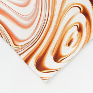 Manta Polar Repitiendo formando una flor rojiza o una mariposa