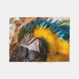 Manta Polar Retrato de macao azul y amarillo