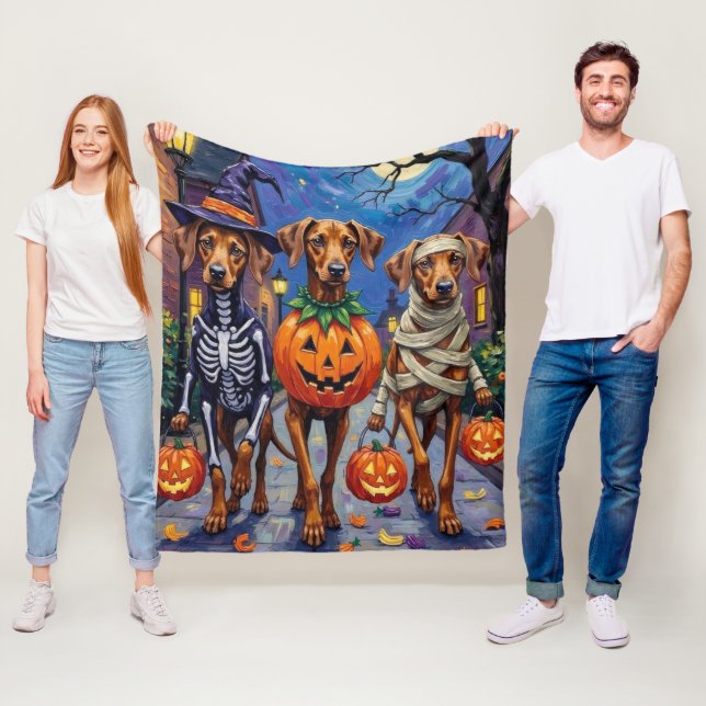 Manta Polar Rhodesian Ridgeback con disfraces de Halloween (In situ)