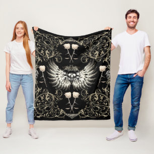 Manta Polar Romance Gótico Victoriano Cráneo Alas y Rosas Blan