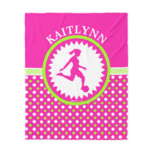 Rosa con monograma del fútbol de los chicas -