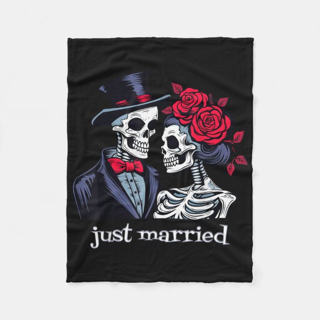 Manta Polar Rosas Skeleton Bride &amp; Groom, Solo Casado Elo (Anverso)
