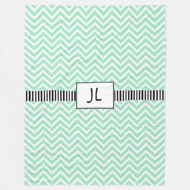 Manta Polar Sage Green Black Strike Monogramed Fleece Blanke (Anverso)