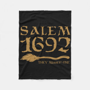 Manta Polar Salem 1692 Se Perdieron Una Bruja Halloween 8