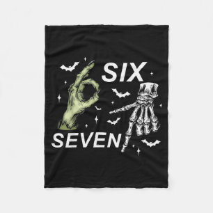 Manta Polar Seis Siete 6 7 Meme Divertida Bruja Manos Esquelet