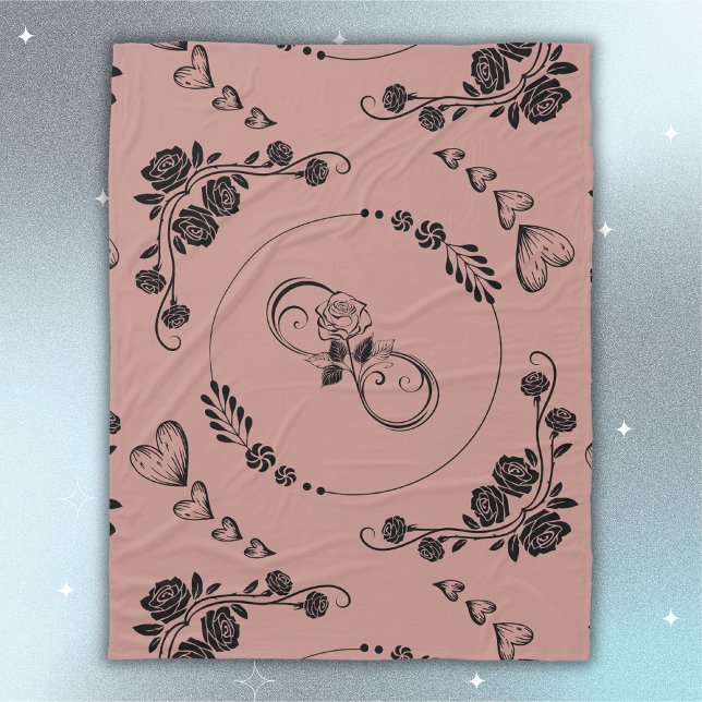 Manta Polar Sencillos corazones negros, florales, infinitos en (Subido por el creador)