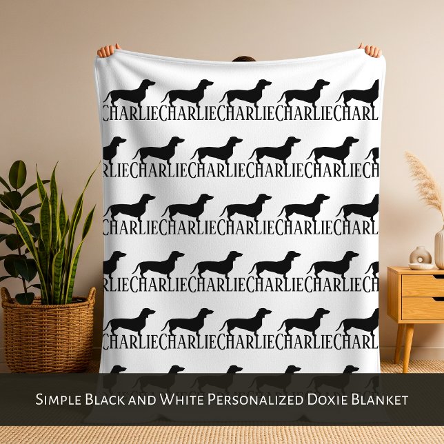 Manta Polar Simple Black and White Personalized Doxie Blanket (Simple Black and White Personalized Doxie Blanket)