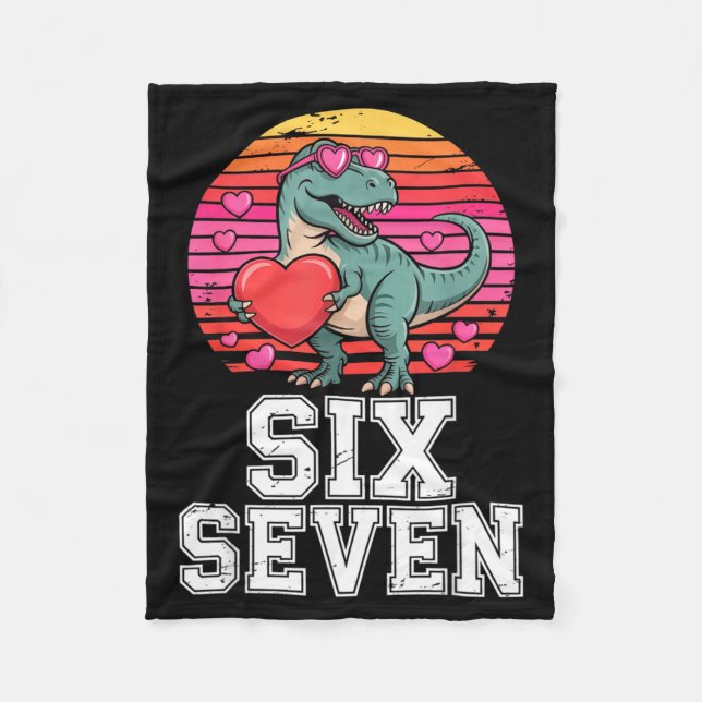 Manta Polar Six Seven Valentine’s Day Dinosaur T-rex For Kids  (Anverso)