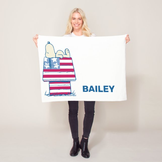 Manta Polar Snoopy on the 4 of July Dog House (In situ)