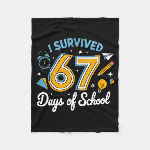 Manta Polar Sobreviví 67 Días De Escuela Divertido Meme Profes