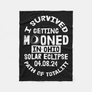 Manta Polar Sobrevivido Que Se Mueve En El Eclipse Solar De Oh