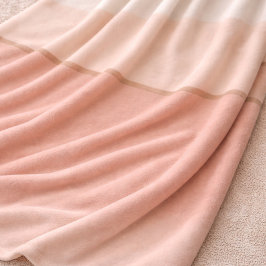 Manta Polar Soft Blush Ombre Fleece Blanket