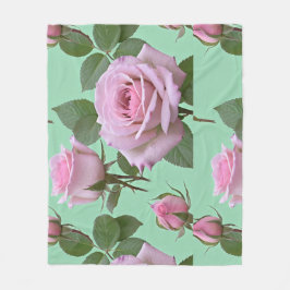 Manta Polar Soft Pink Roses With Subtle Lavender Highlights 