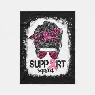 Manta Polar Squad Messy Bun Guerrero Rosa Cáncer de Mama