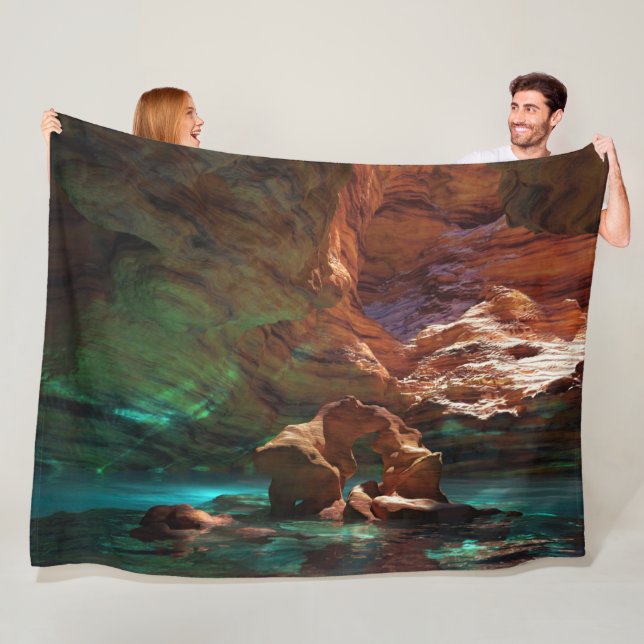 Manta Polar Subterrane Fleece Blanket (In situ)