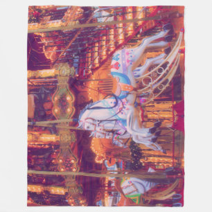 Manta Polar sueño infantil - carrusel de caballos viejos