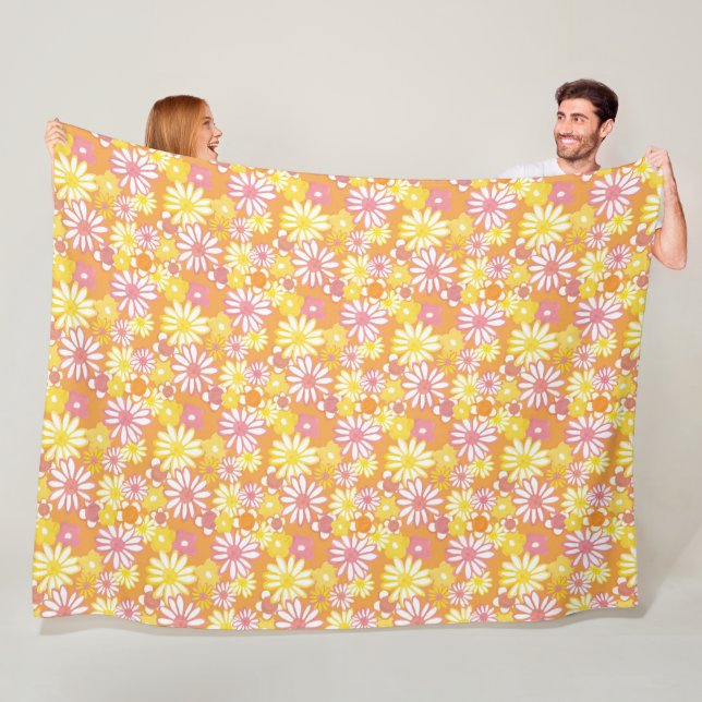 Manta Polar Summer Daisies Fleece Blanket (In situ)