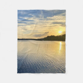 Manta Polar Sunset Over Wildcat Lake