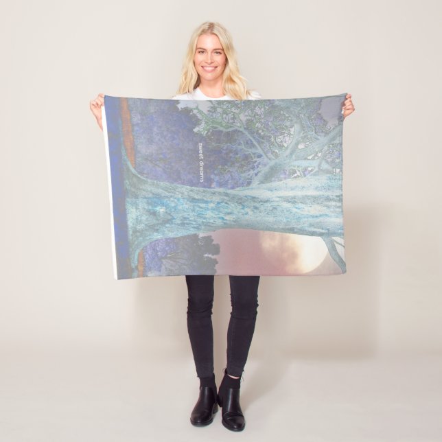 Manta Polar sweet dreams baby blanket.  (In situ)