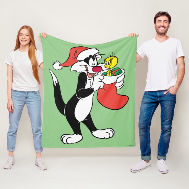 Manta Polar Sylvester Cat with Stocking (In situ)