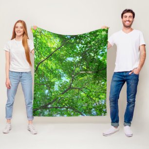 Manta Polar Tapa de ramas verdes y empalagosas con cielo azul