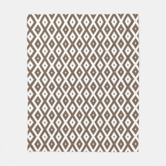 Manta Polar Taupe brown and white diamond pattern