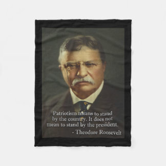 Manta Polar Theodore Roosevelt Meme contra Trump Tee