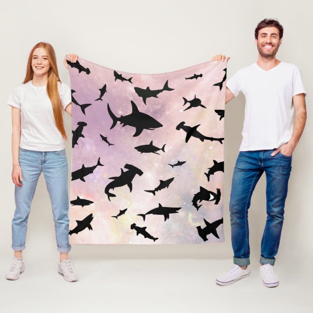 Manta Polar Tiburón de pez sombra rosa sobre galaxia degradada (In situ)