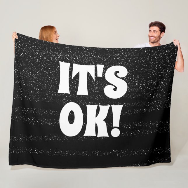 Manta Polar Tipografía blanca simple personalizada (In situ)