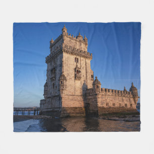 Manta Polar Torre Belem al atardecer en Lisboa, Portugal