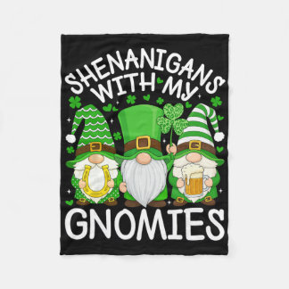 Manta Polar Travesuras Con Mi Gnomies Día De San Patricio Gnom